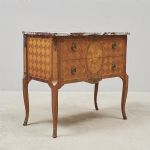 1655 8279 CHEST OF DRAWERS